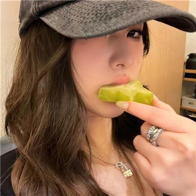 沉默一瞬